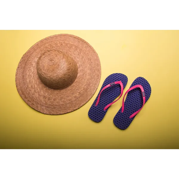 כפכפי באמפרס לנשים ונוער